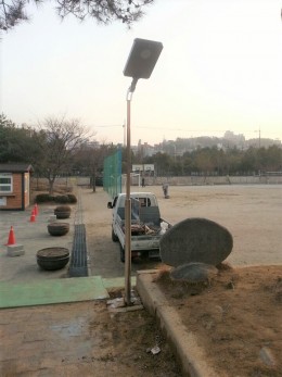 전남 순천 외서초등학교 태양광 가로등 설치 사례
